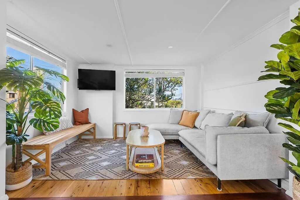 Palm Beach Villa Gold Coast